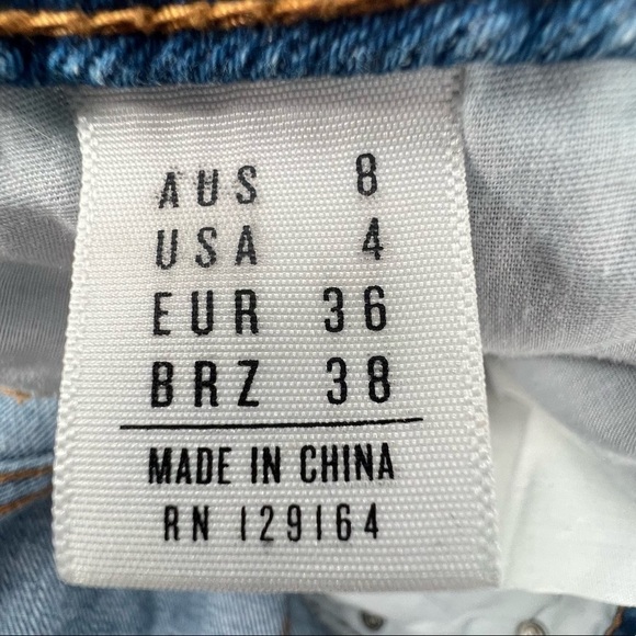 Cotton On Marbled Button Fly The Frayed Mid Rise Jean Shorts Size 4 Women’s - Picture 5 of 9